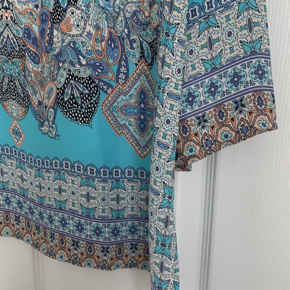 Violet & Claire Tunic - Picture 4 of 8